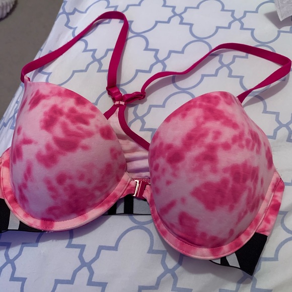 Victoria’s Secret Pink push-up bra - Picture 2 of 2